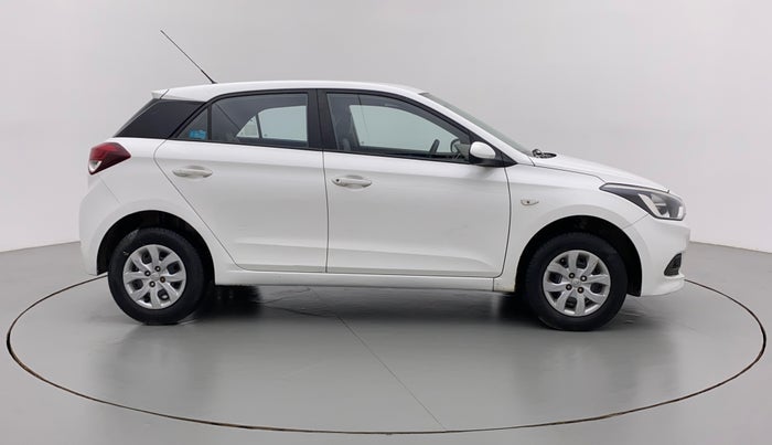 2017 Hyundai Elite i20 MAGNA EXECUTIVE 1.2, Petrol, Manual, 64,293 km, Right Side View