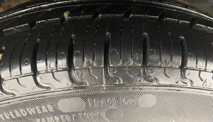 2013 Hyundai i10 SPORTZ 1.2 AT, Petrol, Automatic, 21,303 km, Left Rear Tyre Tread