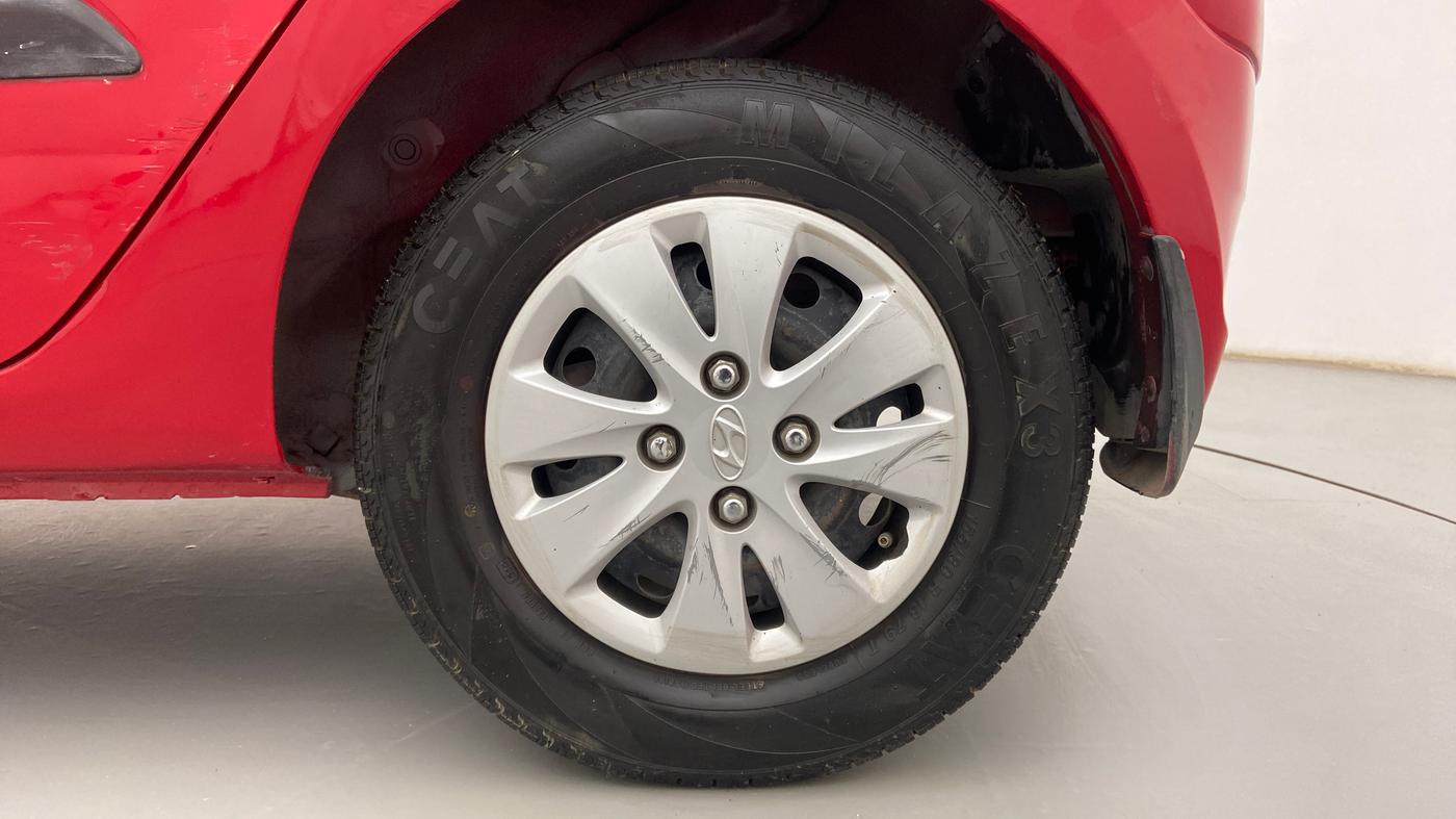 2012 Hyundai i10 MAGNA 1.1, Petrol, Manual, 69,732 km, Left Rear Wheel