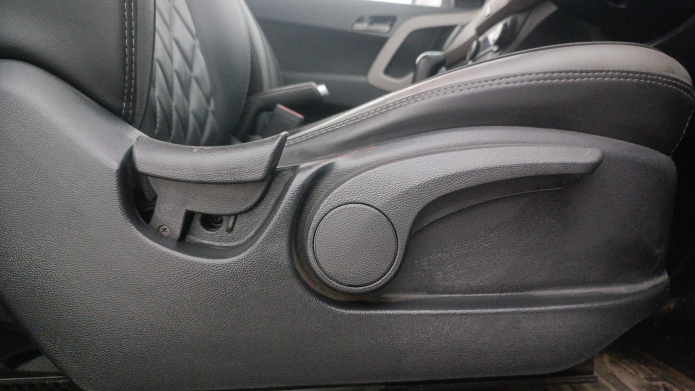 2017 Hyundai Creta SX PLUS AT 1.6 PETROL, Petrol, Automatic, 66,146 km, Driver Side Adjustment Panel