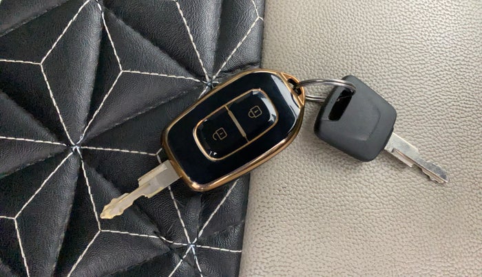 2020 Datsun Redi Go T(O) 1.0, Petrol, Manual, 19,784 km, Key Close Up