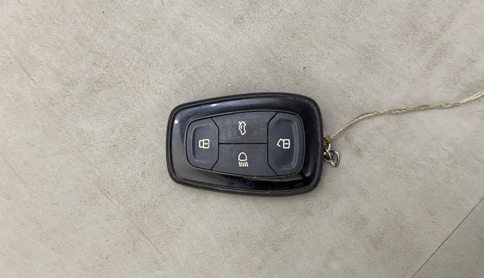 2020 Tata NEXON XZ PLUS (O) PETROL, Petrol, Manual, 51,317 km, Key Close Up