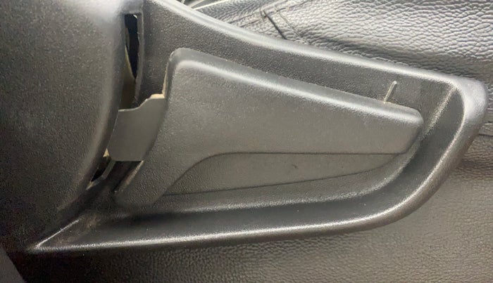 2020 Maruti S PRESSO VXI+, Petrol, Manual, 70,955 km, Driver Side Adjustment Panel