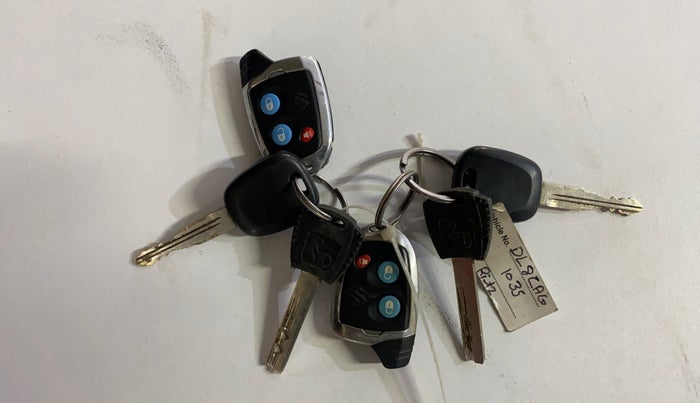 2014 Maruti Ritz VXI, CNG, Manual, 44,440 km, Key Close Up