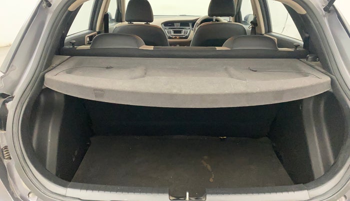 2016 Hyundai Elite i20 MAGNA 1.2, Petrol, Manual, 77,038 km, Boot Inside