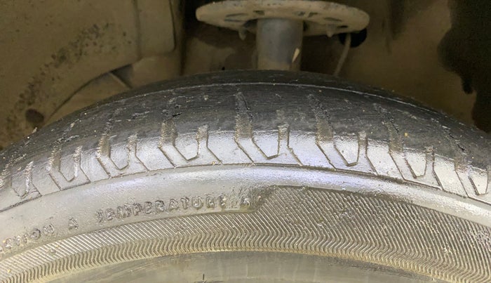 2018 Maruti Baleno ALPHA CVT PETROL 1.2, Petrol, Automatic, 39,935 km, Left Front Tyre Tread