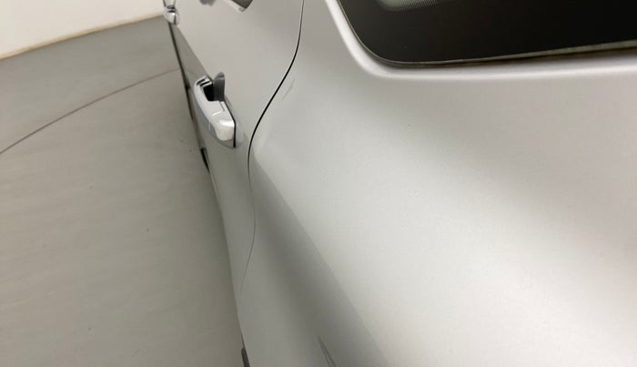 2019 Renault TRIBER RXZ, Petrol, Manual, 18,950 km, Left quarter panel - Slightly dented