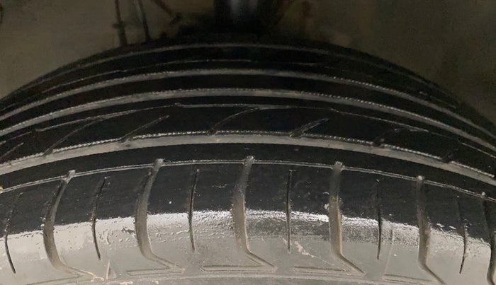 2013 Hyundai i20 ASTA 1.2, Petrol, Manual, 69,222 km, Left Front Tyre Tread