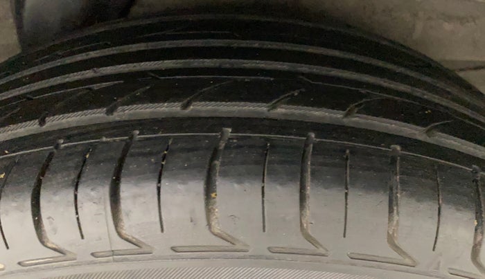 2013 Hyundai i20 ASTA 1.2, Petrol, Manual, 69,222 km, Left Rear Tyre Tread
