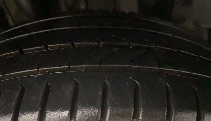 2020 Maruti Swift ZXI PLUS, Petrol, Manual, 83,525 km, Right Rear Tyre Tread