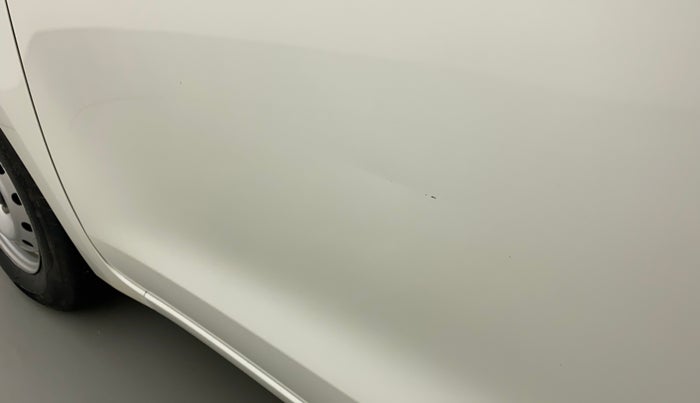 2019 Maruti Dzire LXI, Petrol, Manual, 21,671 km, Front passenger door - Minor scratches