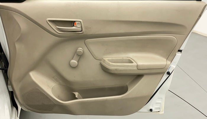 2019 Maruti Dzire LXI, Petrol, Manual, 21,671 km, Driver Side Door Panels Control