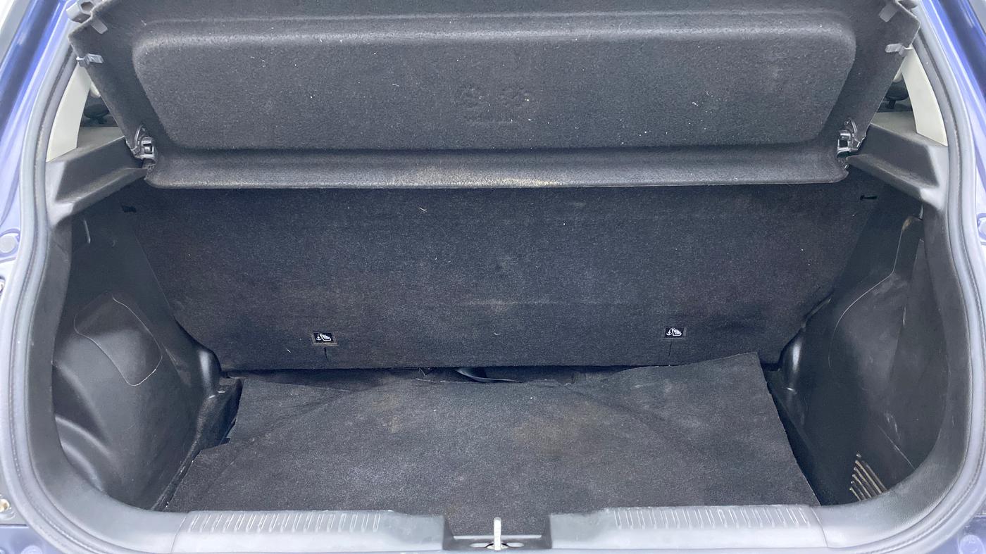 2018 Maruti Swift VXI D, Petrol, Manual, 49,894 km, Boot Inside