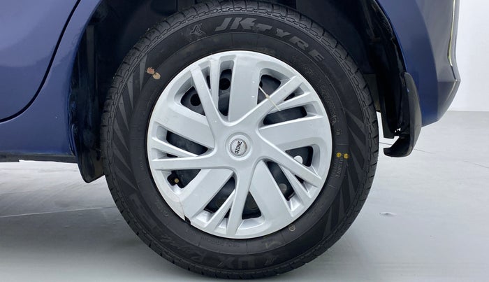 2018 Maruti Swift VXI D, Petrol, Manual, 49,894 km, Left Rear Wheel