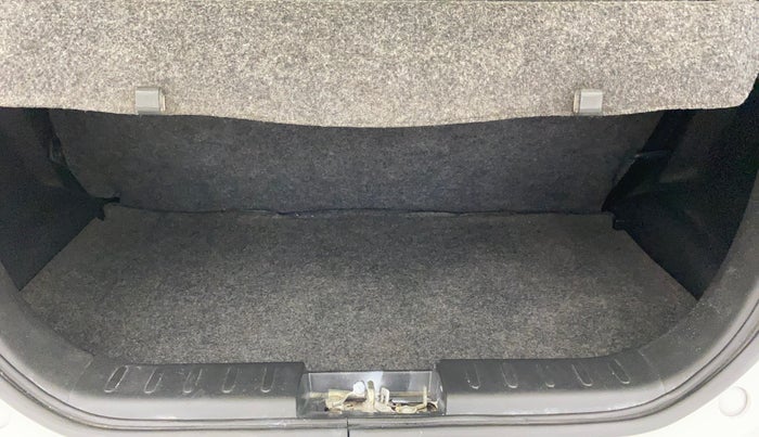 2021 Maruti Alto VXI, Petrol, Manual, 25,961 km, Boot Inside