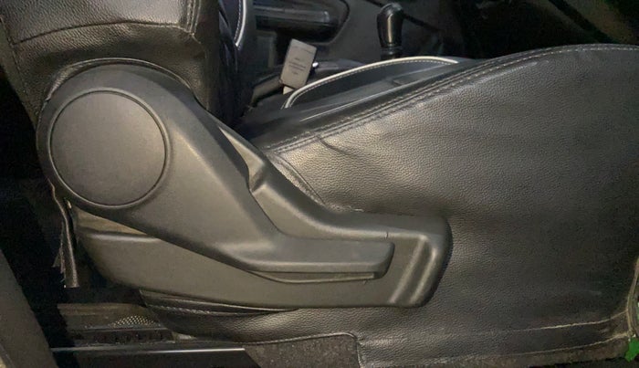 2023 Maruti Celerio VXI, Petrol, Manual, 28,897 km, Driver Side Adjustment Panel