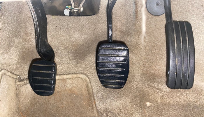 2014 Nissan Terrano XL (P), Petrol, Manual, 63,364 km, Pedals