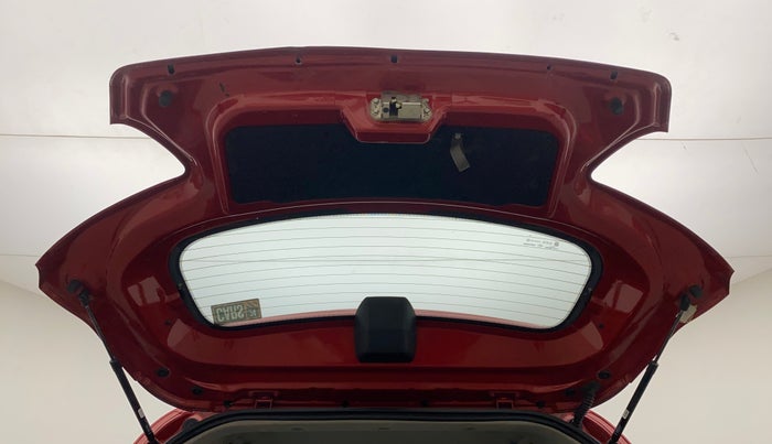 2016 Mahindra Kuv100 K6 5 STR, Petrol, Manual, 79,691 km, Boot Door Open