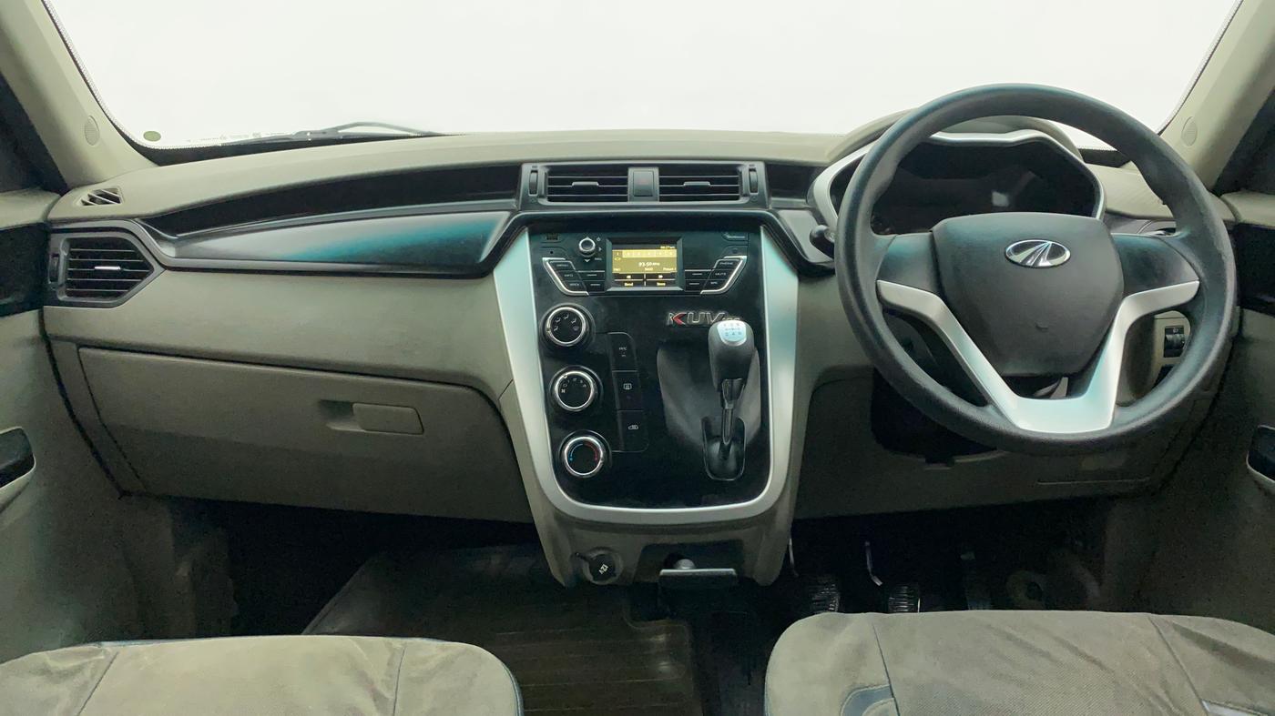 2016 Mahindra Kuv100 K6 5 STR, Petrol, Manual, 79,691 km, Dashboard