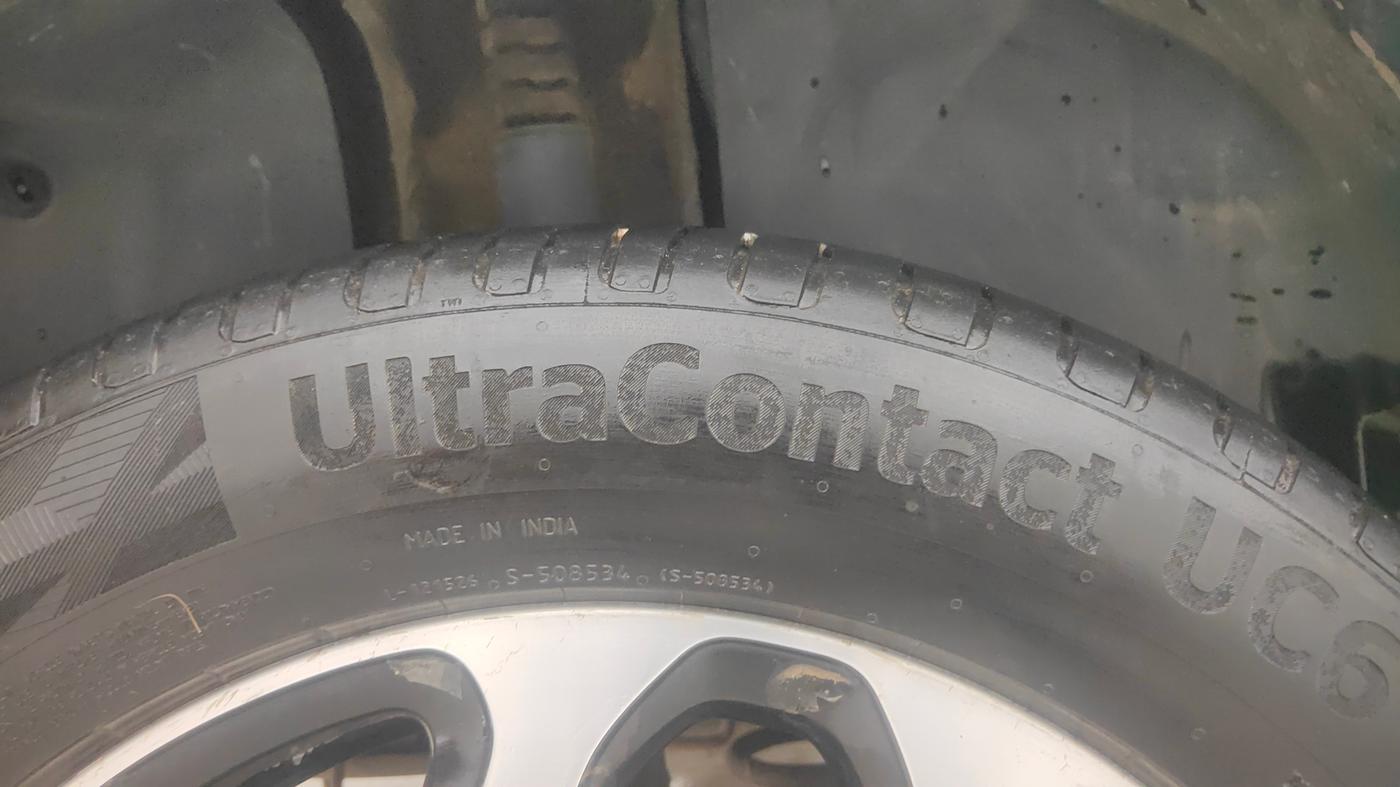 2018 Renault Captur RXE PETROL, Petrol, Manual, 72,123 km, Right Rear Tyre Tread
