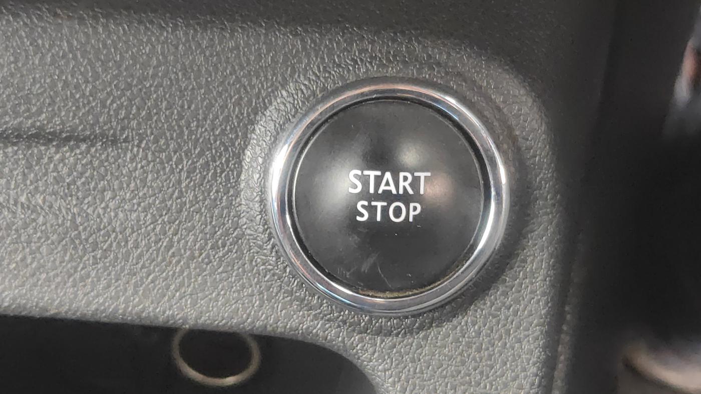 2018 Renault Captur RXE PETROL, Petrol, Manual, 72,123 km, Keyless Start/ Stop Button