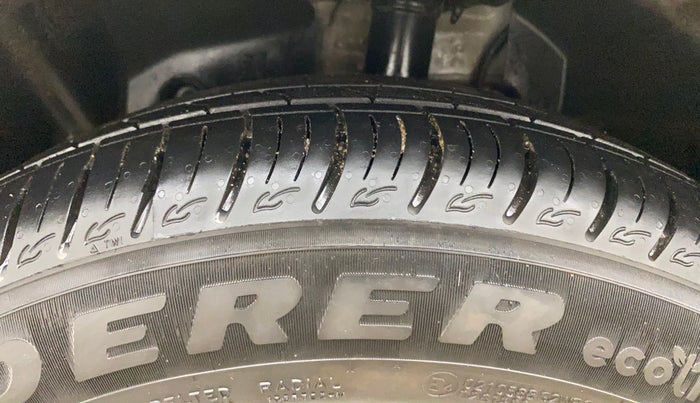 2014 Ford Ecosport TITANIUM 1.5L DIESEL (OPT), Diesel, Manual, 63,342 km, Left Front Tyre Tread