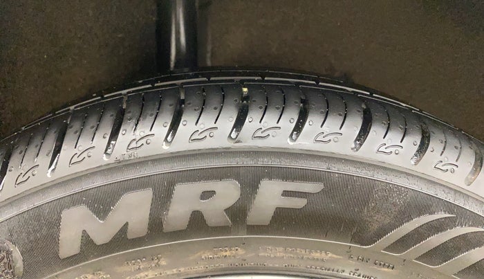 2014 Ford Ecosport TITANIUM 1.5L DIESEL (OPT), Diesel, Manual, 63,342 km, Right Rear Tyre Tread