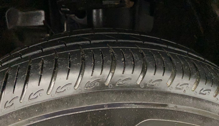 2022 Tata Tiago XT (O) PETROL, Petrol, Manual, 2,819 km, Left Front Tyre Tread