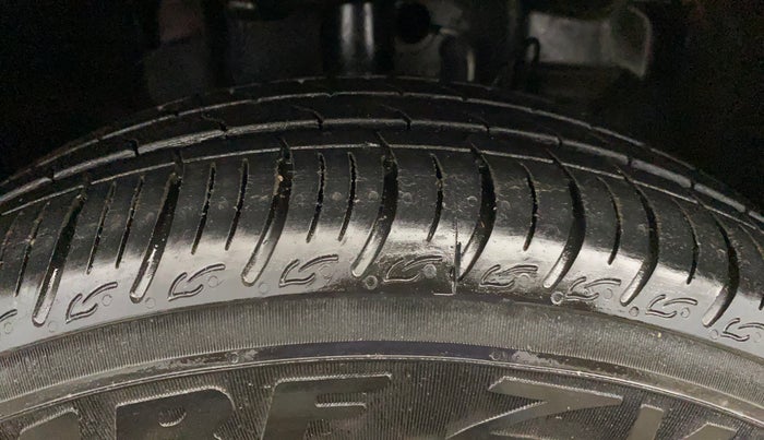 2022 Tata Tiago XT (O) PETROL, Petrol, Manual, 2,819 km, Right Front Tyre Tread