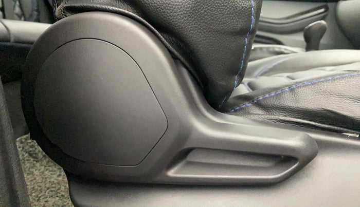 2022 Tata Tiago XT (O) PETROL, Petrol, Manual, 2,819 km, Driver Side Adjustment Panel
