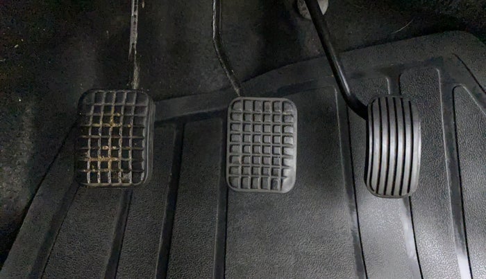 2016 Tata Tiago XT 1.2 REVOTRON, Petrol, Manual, 37,650 km, Pedals