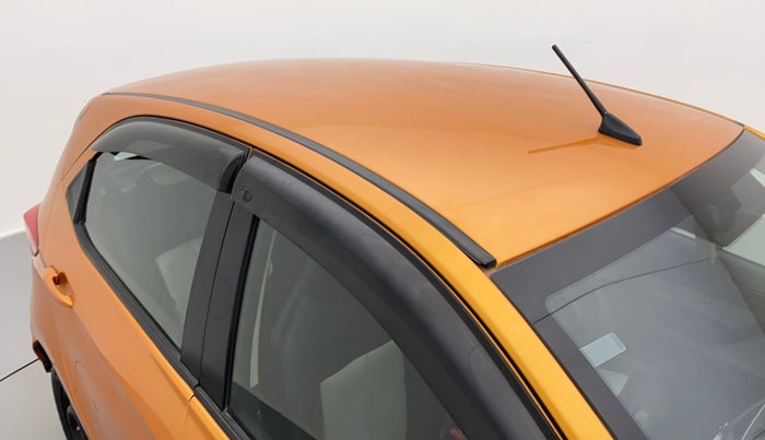 2016 Tata Tiago XT 1.2 REVOTRON, Petrol, Manual, 37,650 km, Roof