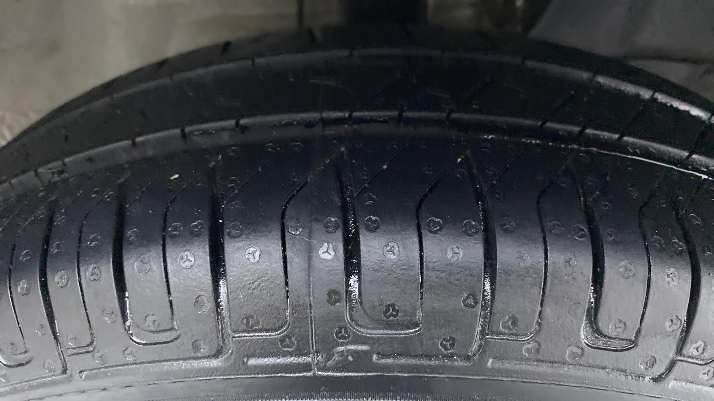 2020 Maruti New Wagon-R LXI 1.0 L, Petrol, Manual, 47,198 km, Right Front Tyre Tread