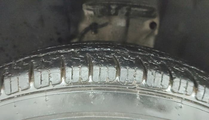 2020 Tata ALTROZ XE PETROL, Petrol, Manual, 80,255 km, Left Front Tyre Tread