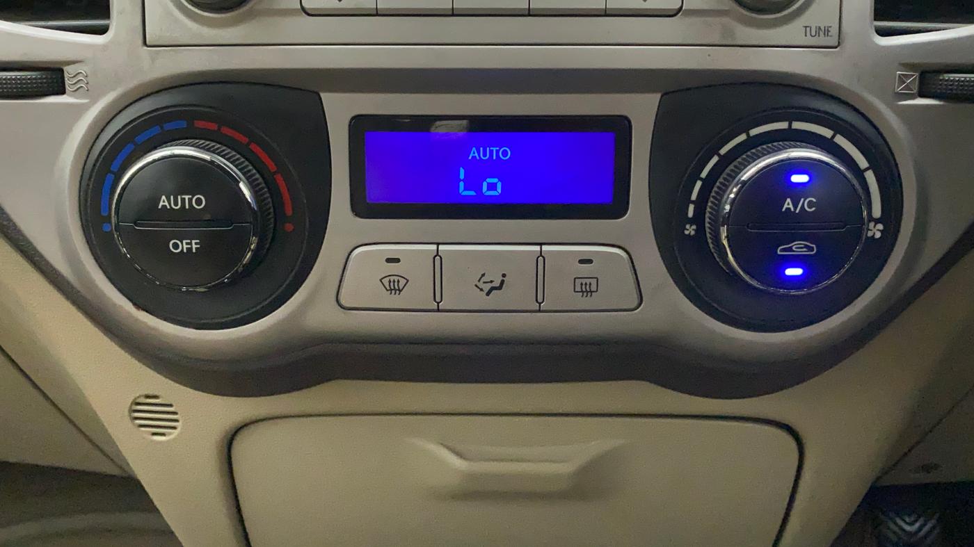 2010 Hyundai i20 MAGNA (O) 1.2, Petrol, Manual, 65,702 km, Automatic Climate Control