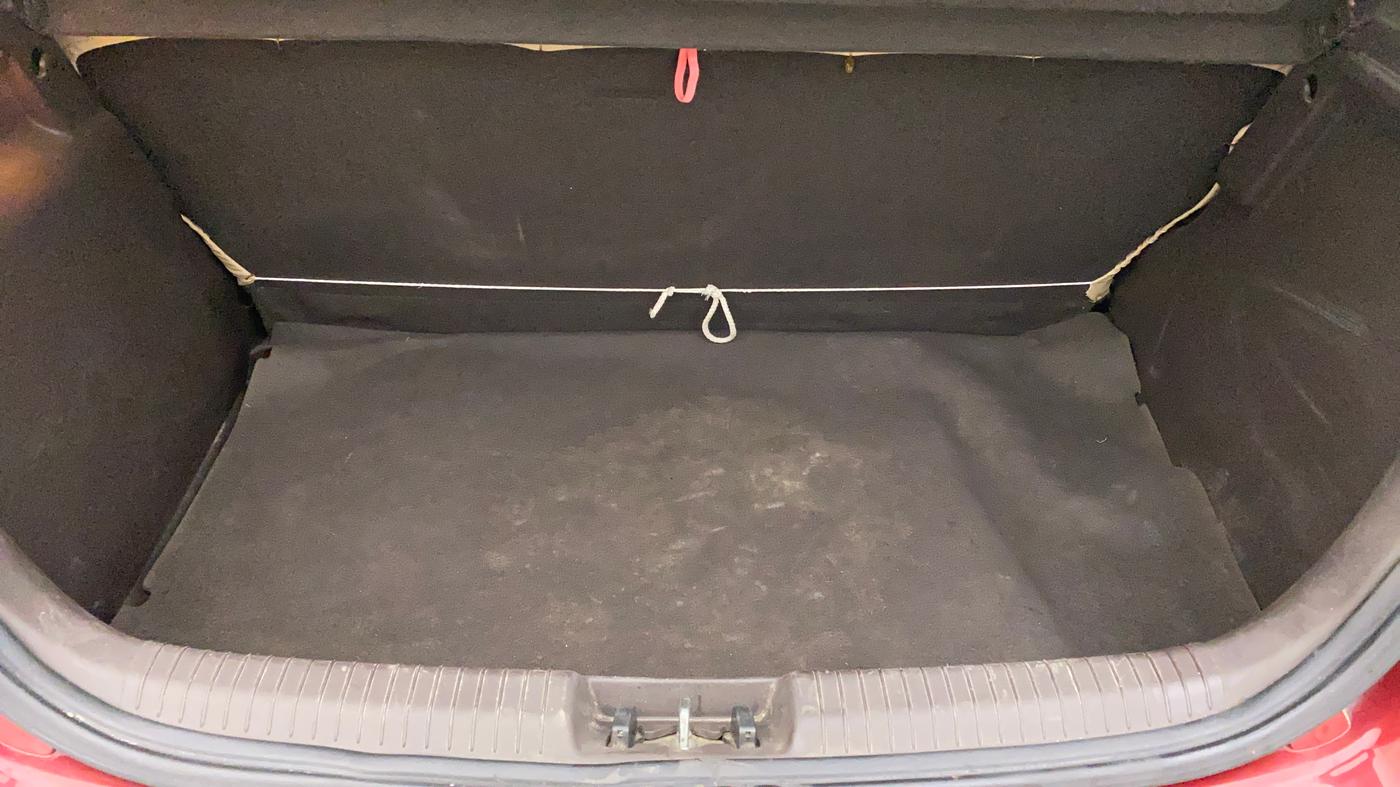 2010 Hyundai i20 MAGNA (O) 1.2, Petrol, Manual, 65,702 km, Boot Inside