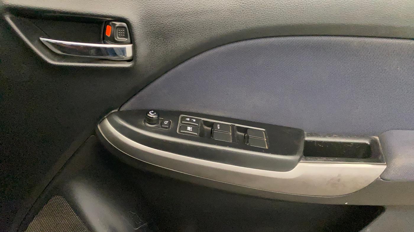 2020 Toyota Glanza G, Petrol, Manual, 84,448 km, Driver Side Door Panels Control