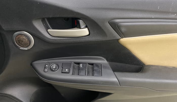 2017 Honda Jazz 1.2L I-VTEC SV, Petrol, Manual, 34,549 km, Driver Side Door Panels Control