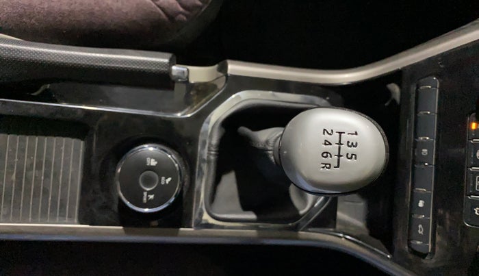 2018 Tata NEXON XZ PLUS PETROL, Petrol, Manual, 29,208 km, Gear Lever