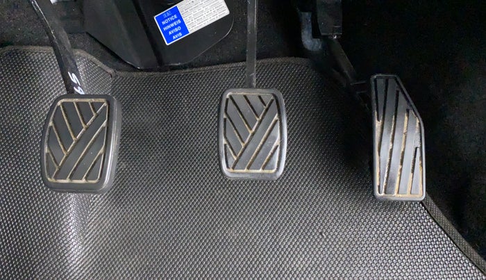 2018 Maruti Baleno DELTA PETROL 1.2, Petrol, Manual, 27,623 km, Pedals