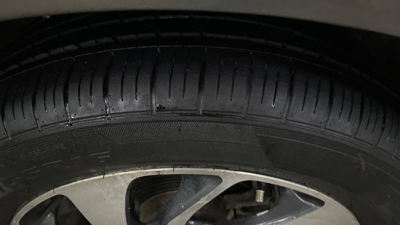 2019 Maruti Baleno DELTA PETROL 1.2, Petrol, Manual, 82,944 km, Right Front Tyre Tread
