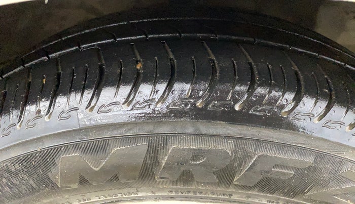 2015 Hyundai Grand i10 ASTA AT 1.2 KAPPA VTVT, Petrol, Automatic, 78,356 km, Right Front Tyre Tread