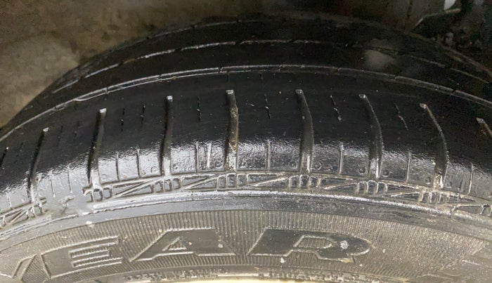 2015 Hyundai Grand i10 ASTA AT 1.2 KAPPA VTVT, Petrol, Automatic, 78,356 km, Left Rear Tyre Tread