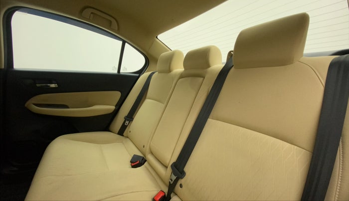 2021 Honda City 1.5L I-VTE V CVT, Petrol, Automatic, 26,269 km, Right Side Rear Door Cabin