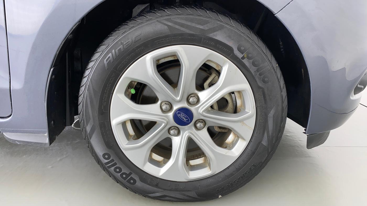 2018 Ford Figo Aspire 1.2 TITANIUM PETROL, Petrol, Manual, 33,815 km, Right Front Wheel