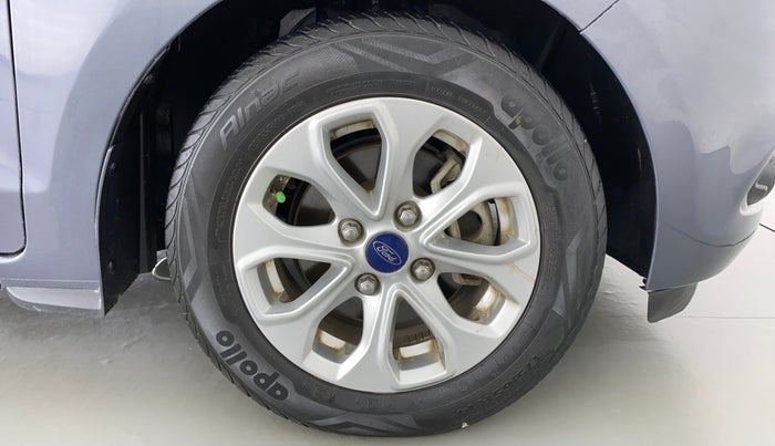 2018 Ford Figo Aspire 1.2 TITANIUM PETROL, Petrol, Manual, 33,815 km, Right Front Wheel
