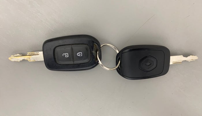 2017 Renault Kwid RXT 0.8, Petrol, Manual, 45,145 km, Key Close Up