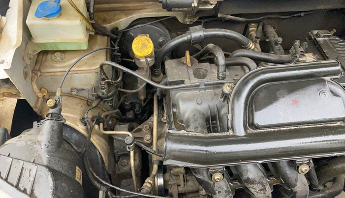 2017 Renault Kwid RXT 0.8, Petrol, Manual, 45,145 km, Engine View - Right