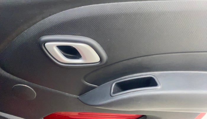 2018 Datsun Redi Go T(O) 1.0 AMT, Petrol, Automatic, 82,507 km, Driver Side Door Panels Control