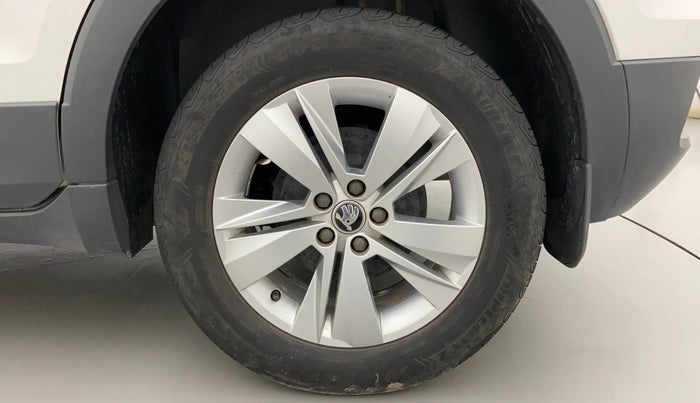 2021 Skoda KUSHAQ AMBITION 1.0L TSI MT, Petrol, Manual, 46,395 km, Left Rear Wheel